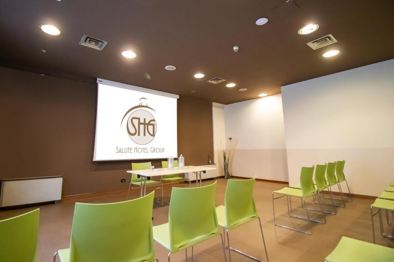 Hotel Shg De La