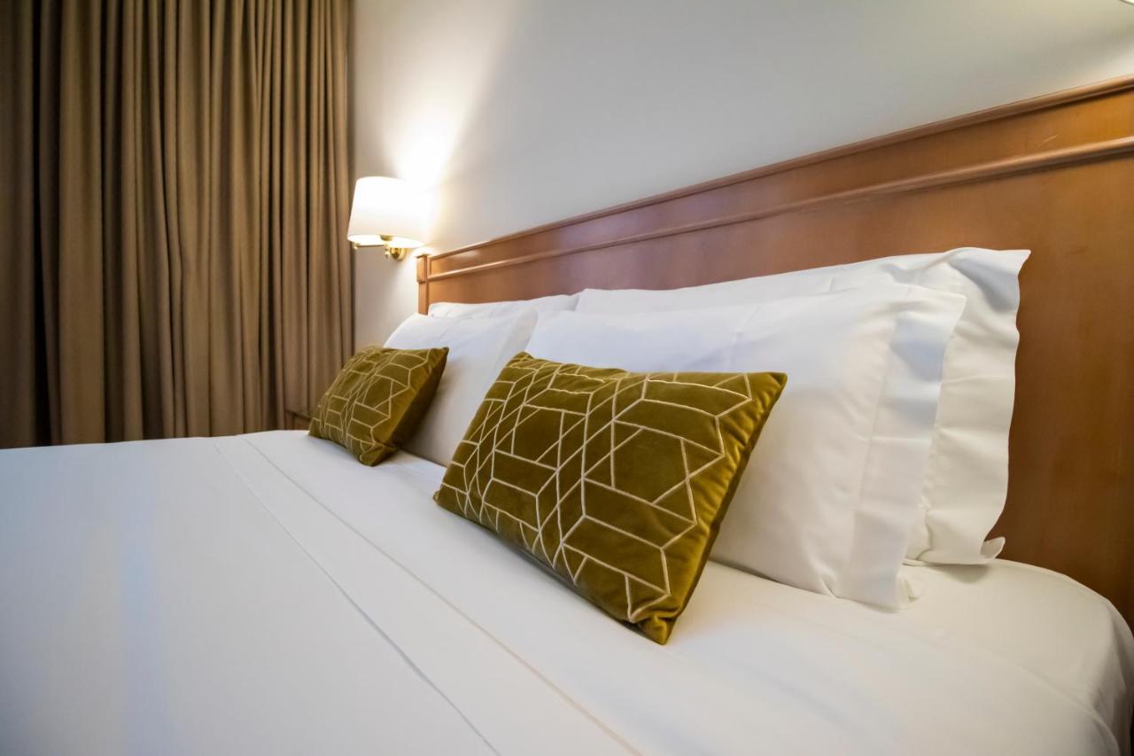 Hotel Shg De La